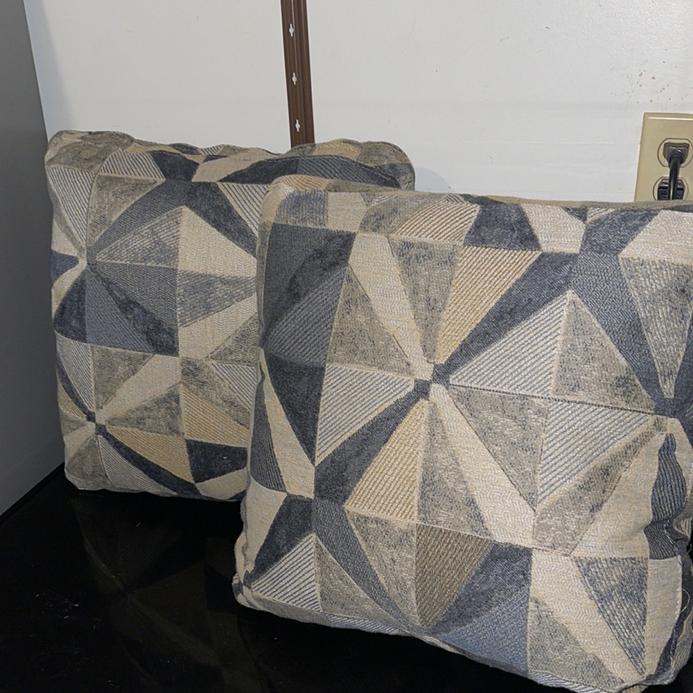 **Brand new Pillow Set**